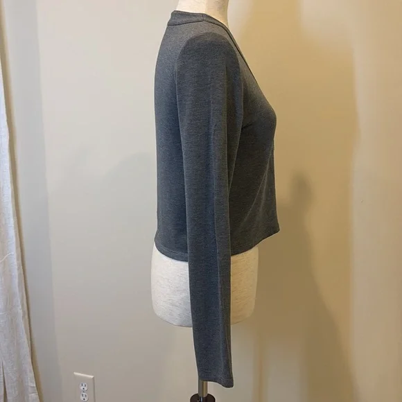 Bleusalt The Shorty Cardigan - Picture 4 of 9